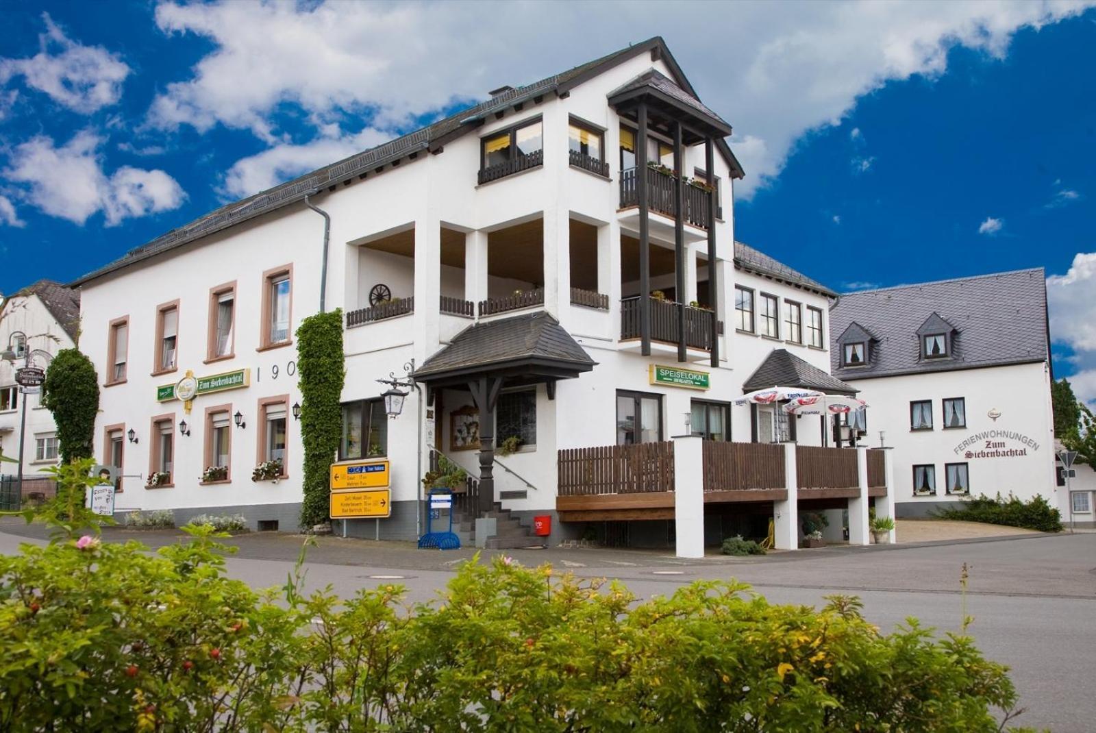 Landgasthof Zum Siebenbachtal Strotzbusch ภายนอก รูปภาพ